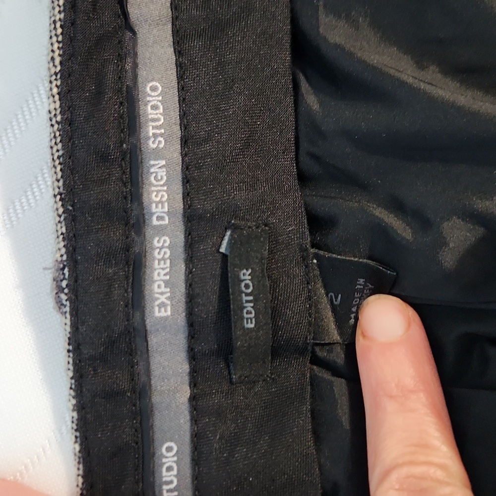 Pants - Picture 4 of 5